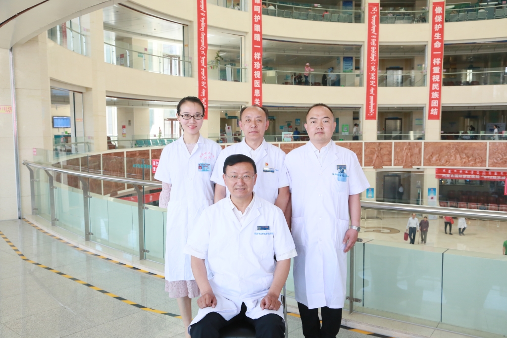国家级师承教育师生合影